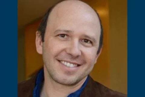 Headshot of Dr. Vladimir G. Manuel