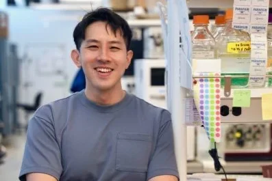 Jason Zhang headshot