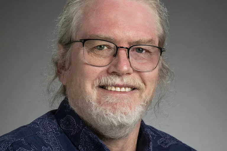 Headshot of Gery Ryan