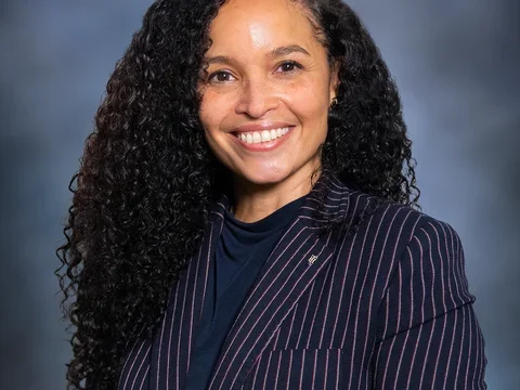 Mirella Diaz-Santos