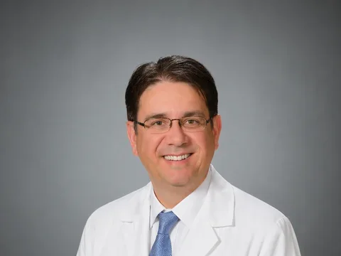 Dr. Ronny Drapkin