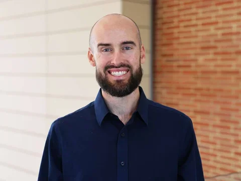 SEAN YAMADA-HUNTER, PhD headshot